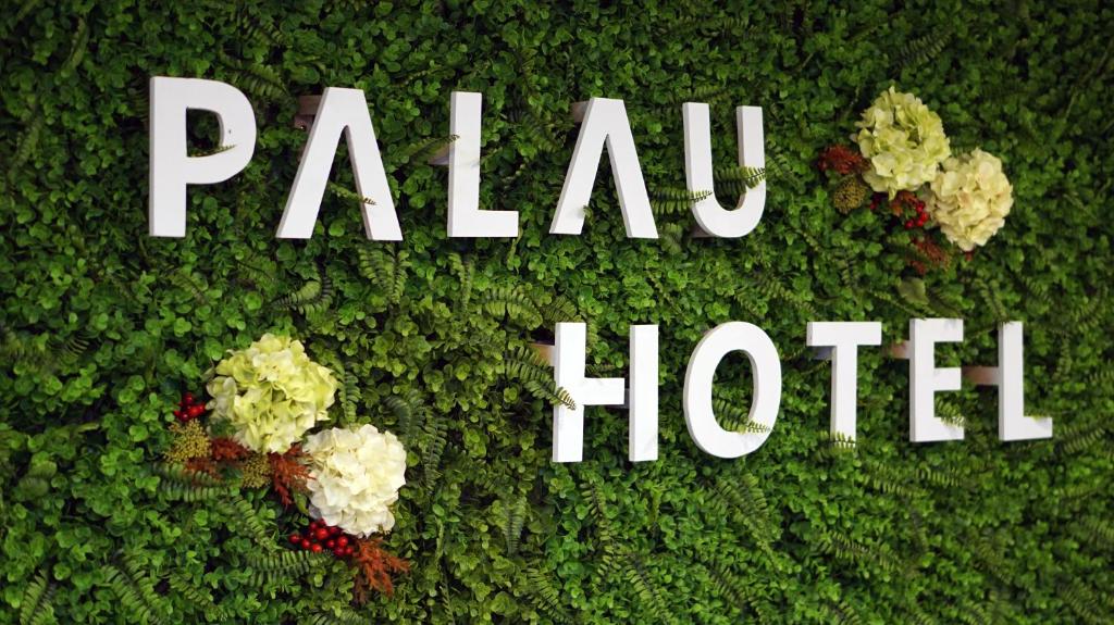 Certifikát, hodnocení, plakát nebo jiný dokument vystavený v ubytování Palau Hotel