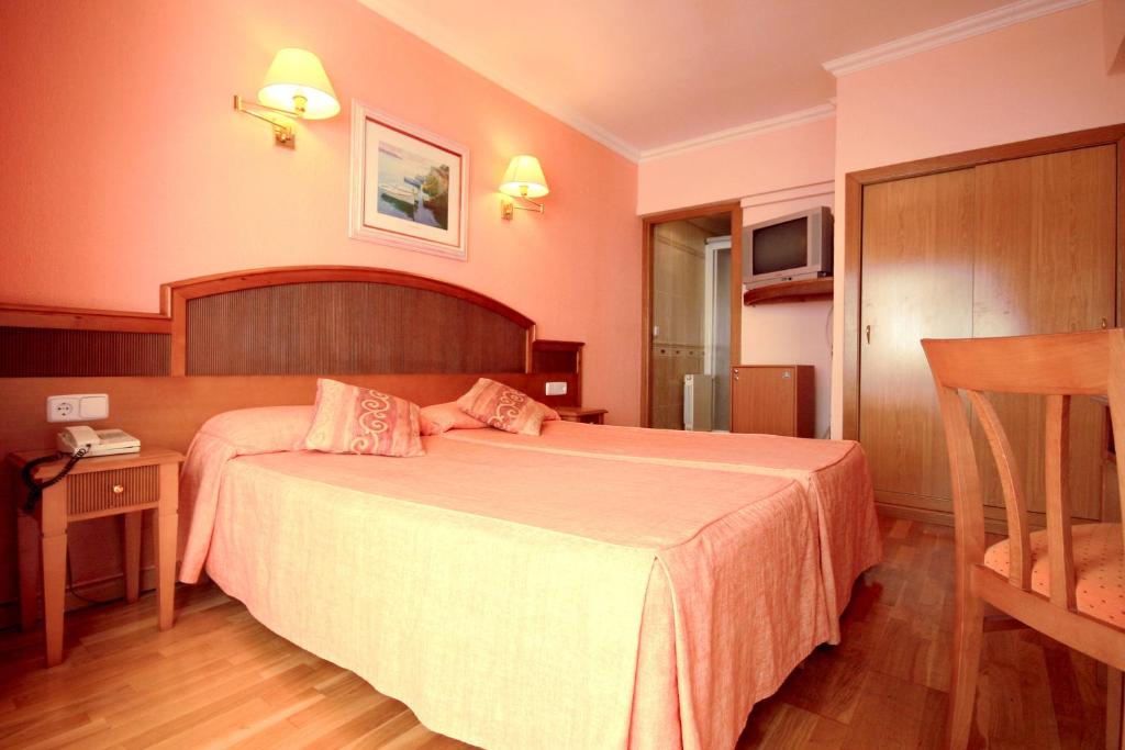 Hotel Manaus, El Arenal – Updated 2022 Prices