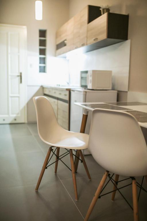 Kuhinja ili čajna kuhinja u objektu Jázmin Apartman