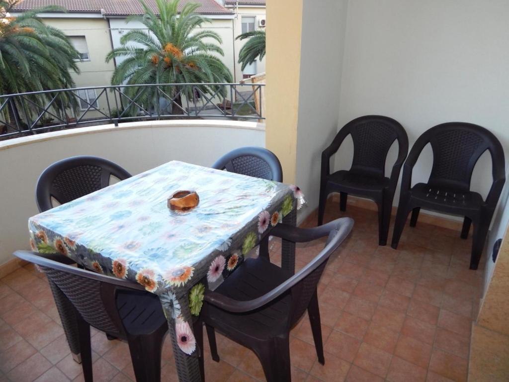 A seating area at AffittaSardegna-TRILO GEMELLI 2