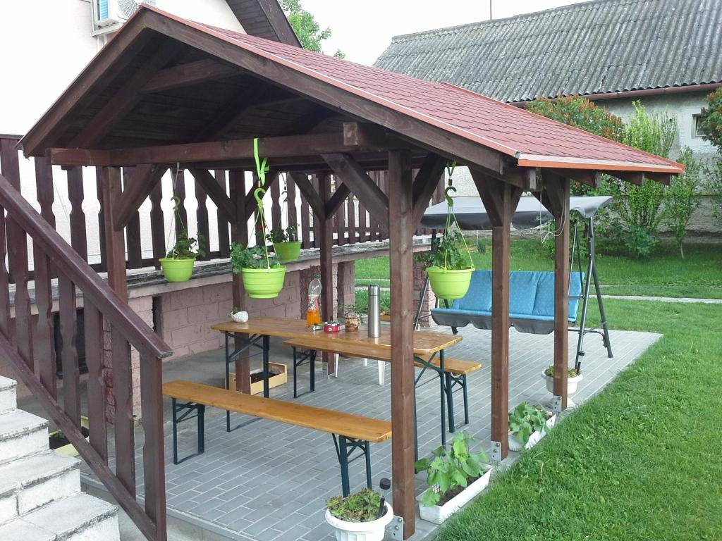 Vonkajšia záhrada v ubytovaní Utulny privat