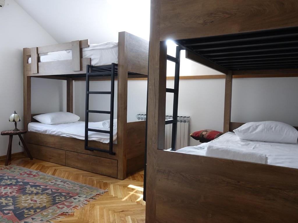 Postel nebo postele na pokoji v ubytování Balkan Soul Hostel