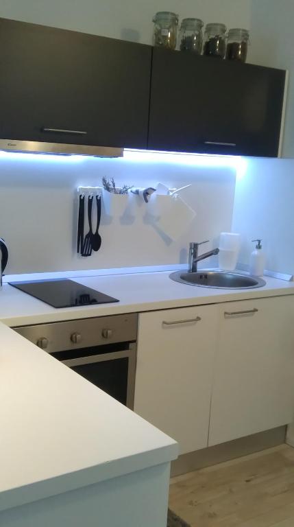 New Studio Apartment Sun with free parking - 3