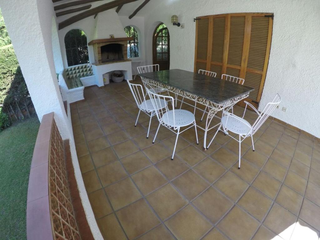 Fotografia z galérie ubytovania Roc Beach Villa v destinácii Roda de Bará