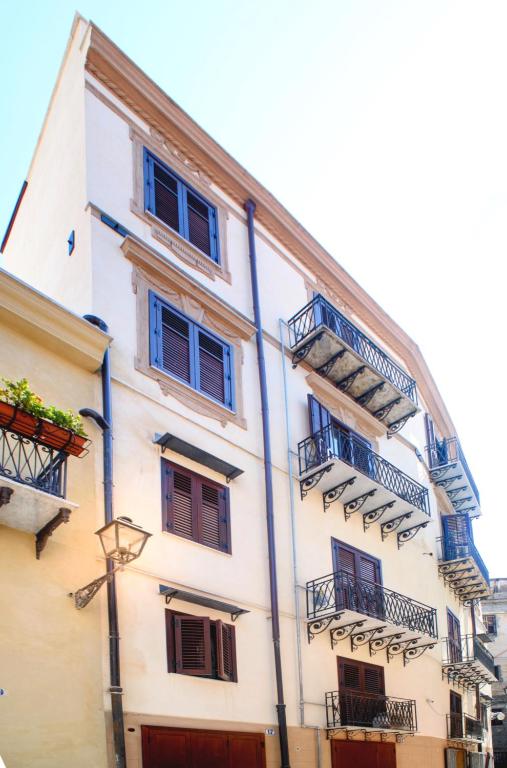 Budova, v ktorej sa apartmán nachádza