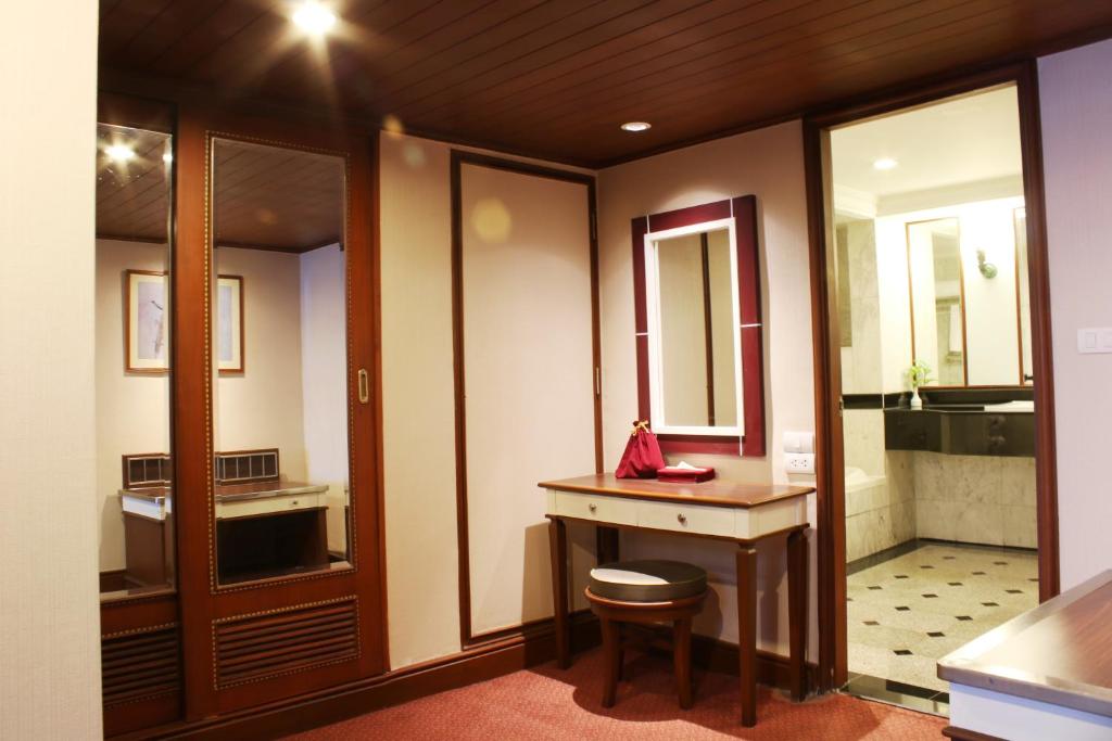 Golden Tulip Sovereign Hotel Bangkok - Resim 20