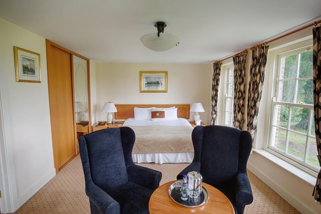 Donnington Grove - Double Room - Summer House