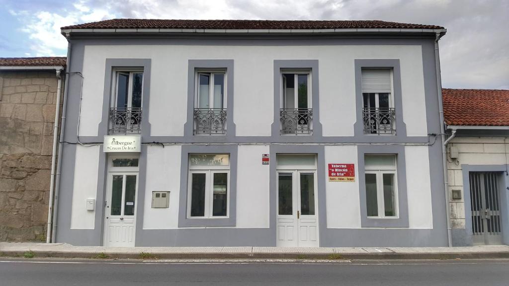 The building in which a hosteleket is located