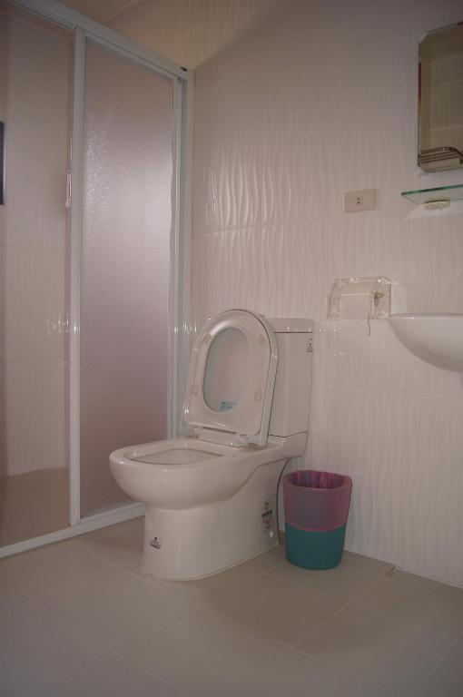 Koupelna v ubytování Shimmer B&B