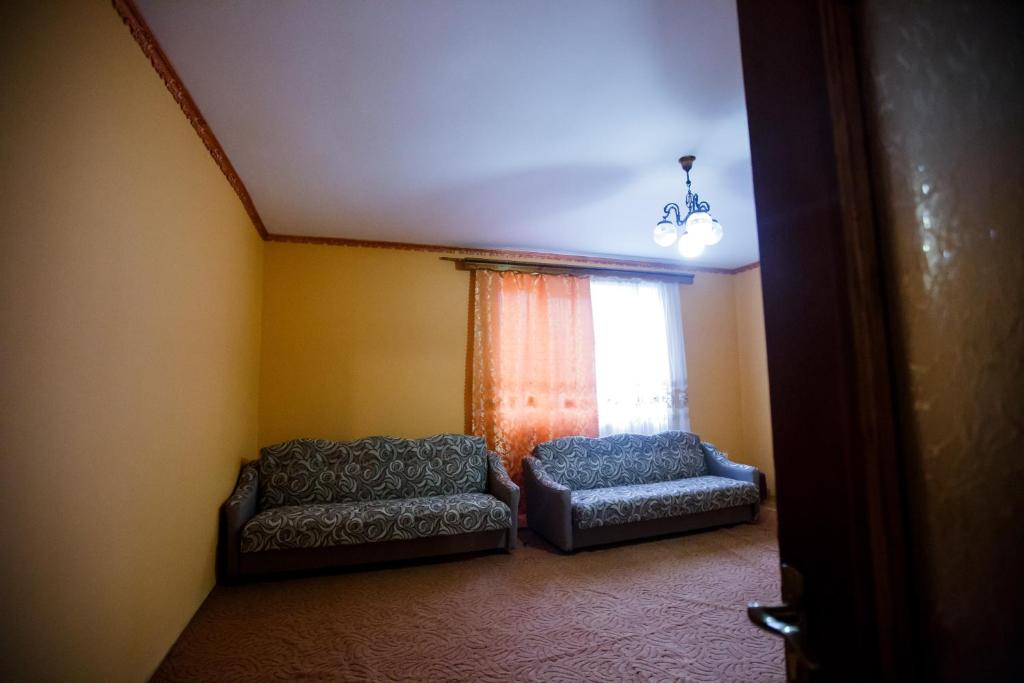Posezení v ubytování Guest House in Drachino