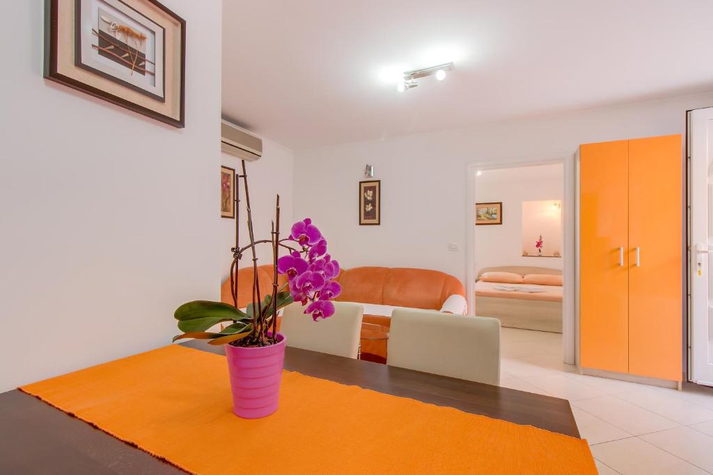 Posteľ alebo postele v izbe v ubytovaní Apartments Leila