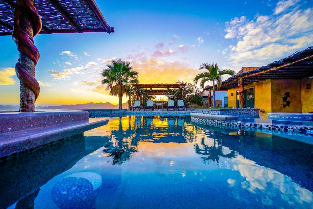 Villa Estrella de Mar - Oceanfront Properties