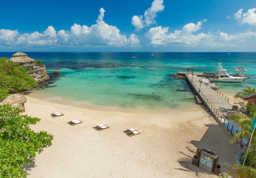 Sandals Ochi Beach All Inclusive Resort - Couples Only, Ocho Rios – Prezzi  aggiornati per il 2024