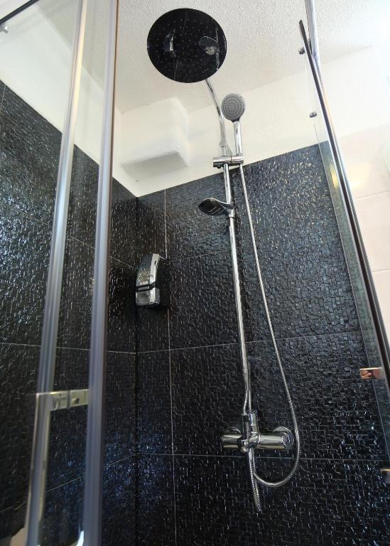 Koupelna v ubytování Luxury Lidija Rooms