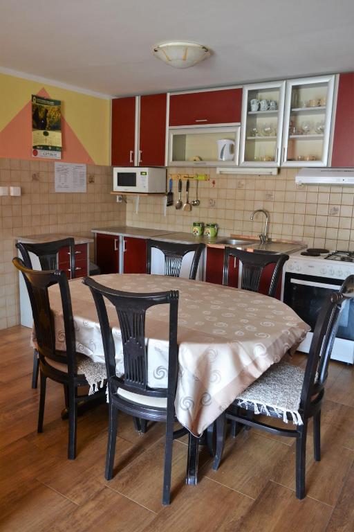 Foto Kotoris asuva majutusasutuse Apartments Villa Marta - Begovic galeriist