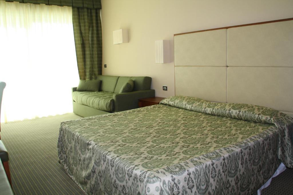 Hotel Villaggio Club Altalia - Camera Quadrupla