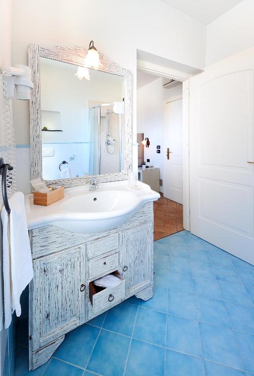 A bathroom at Albergo Giuan Arma di Taggia