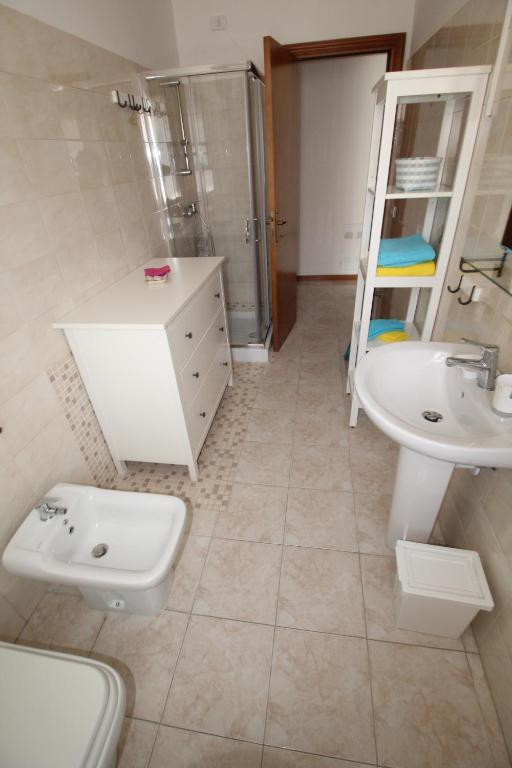 Koupelna v ubytování Cala Chiara B&B