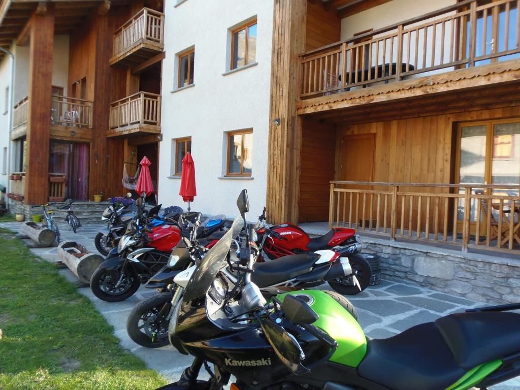 Foto sihtkohas Bessans asuva majutusasutuse Chalet l'aubépine résidence B&B galeriist