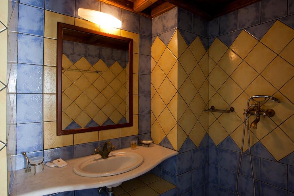 Koupelna v ubytování Chateau Zevgoli