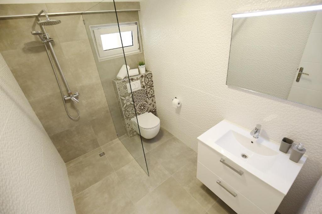 A'marie Apartments SELF CHECK-IN - 18