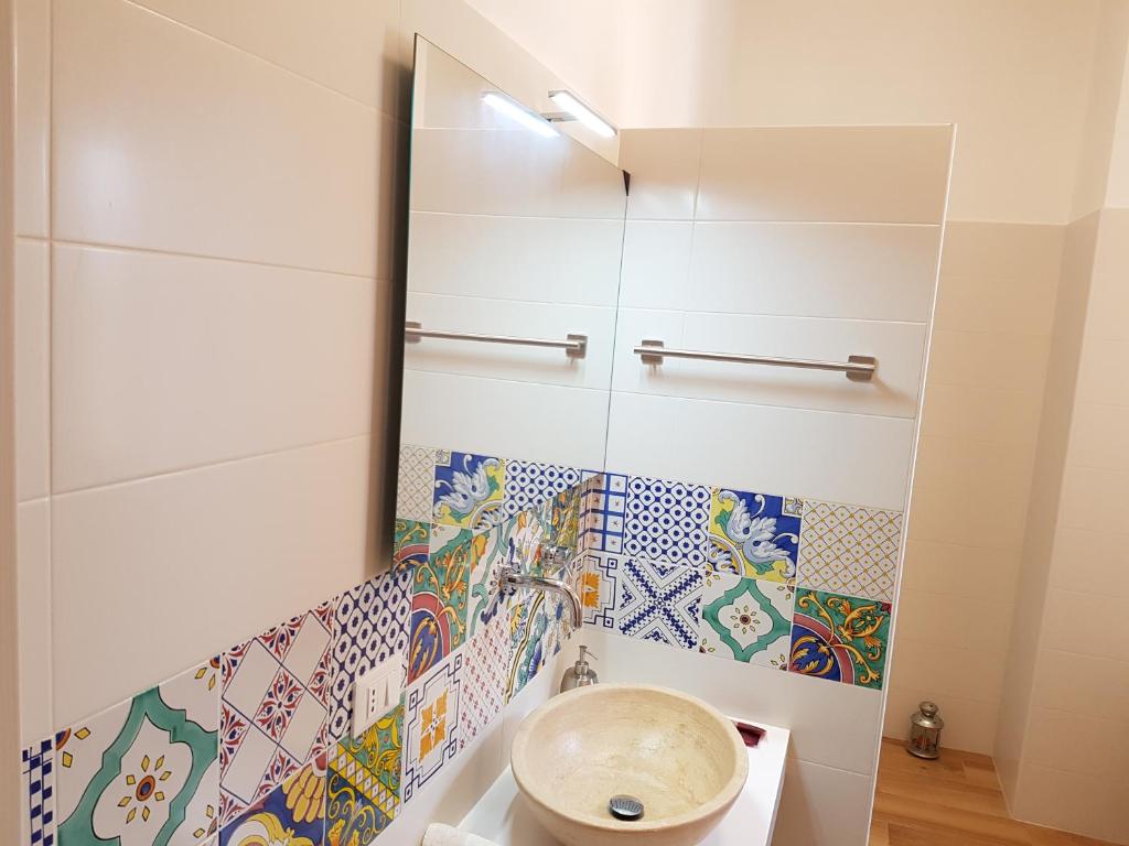 A bathroom at B&B Verdearancio