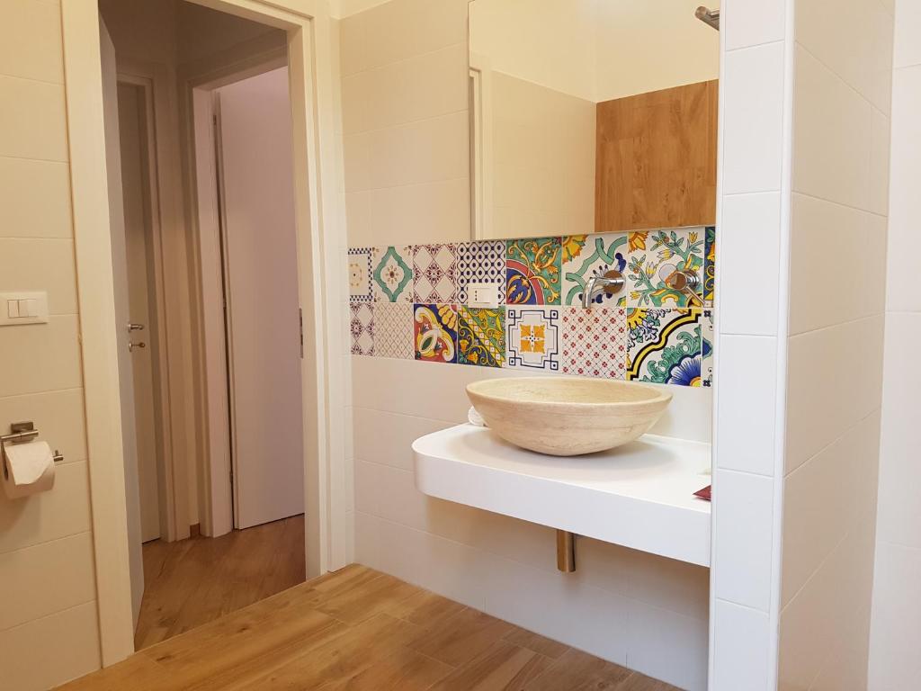 A bathroom at B&B Verdearancio
