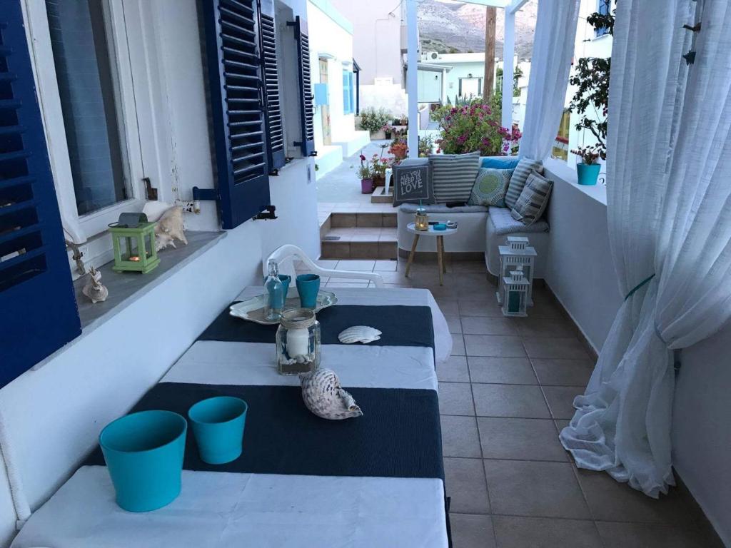 Rõdu või terrass majutusasutuses Morpheus Rooms