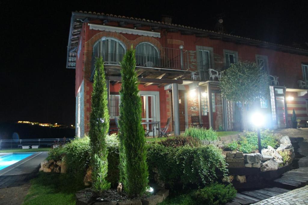 Bazén v ubytování Red Wine Camere nebo v jeho okolí