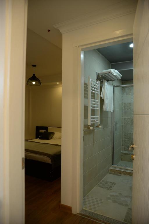 Koupelna v ubytování Guest House Gantiadi