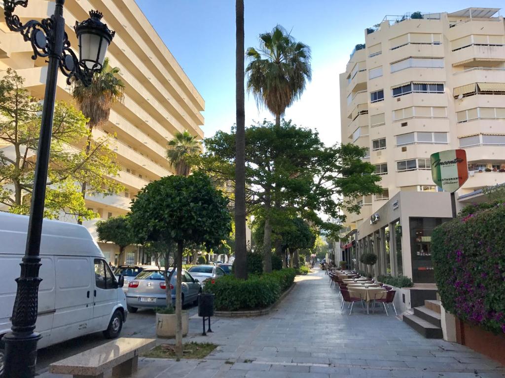 Alhambra Apartment (Spanje Marbella) - Booking.com