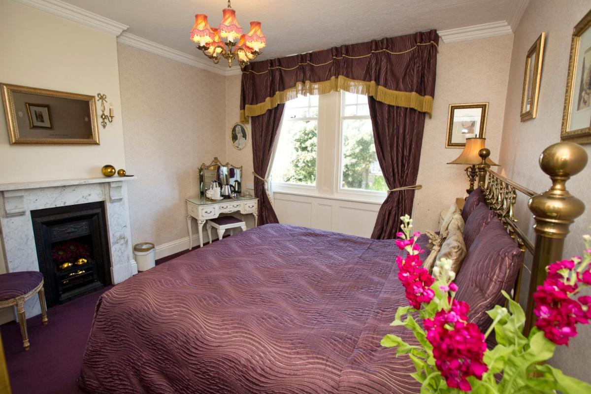 The Villa in Robin Hoods Bay - Housity