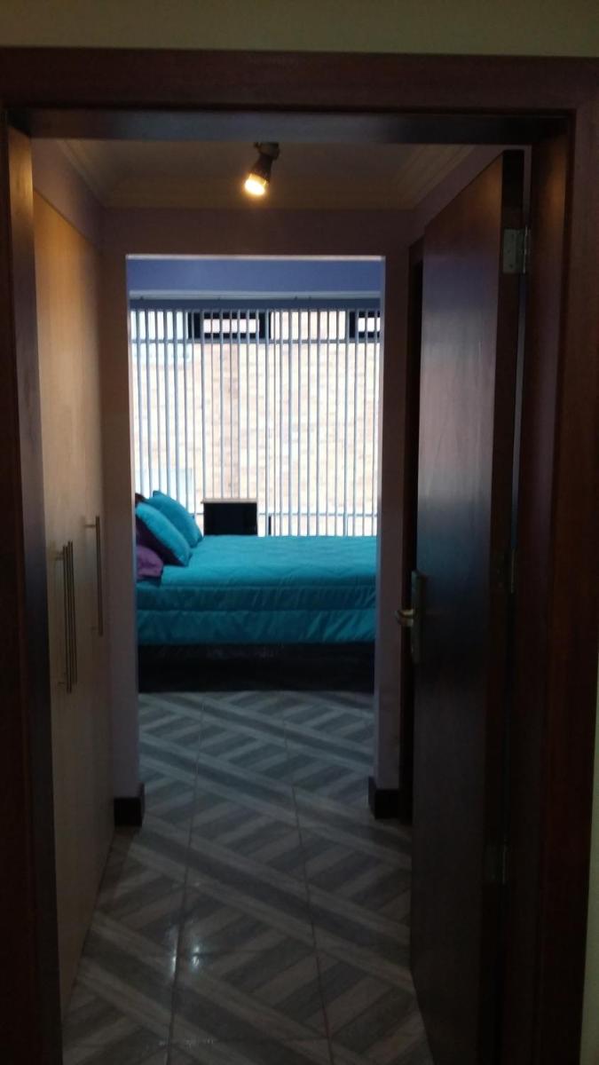 Edificio Parque Real Habitación con baño privado - Housity