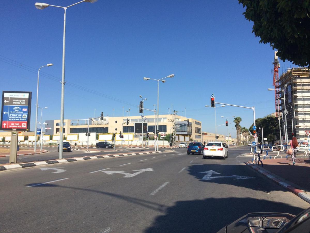 Suitetrails - Cozy Jabotinsky Studio in Ashdod