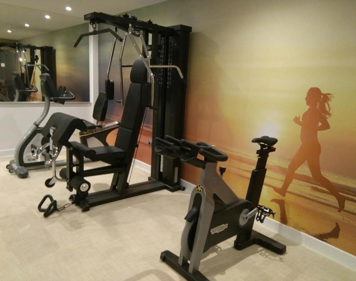 Gimnasio o instalaciones de fitness de BQ Andalucia Beach Hotel