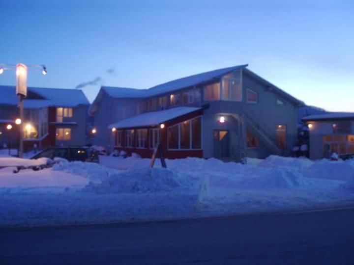 Pensiunea Evelyn - Housity