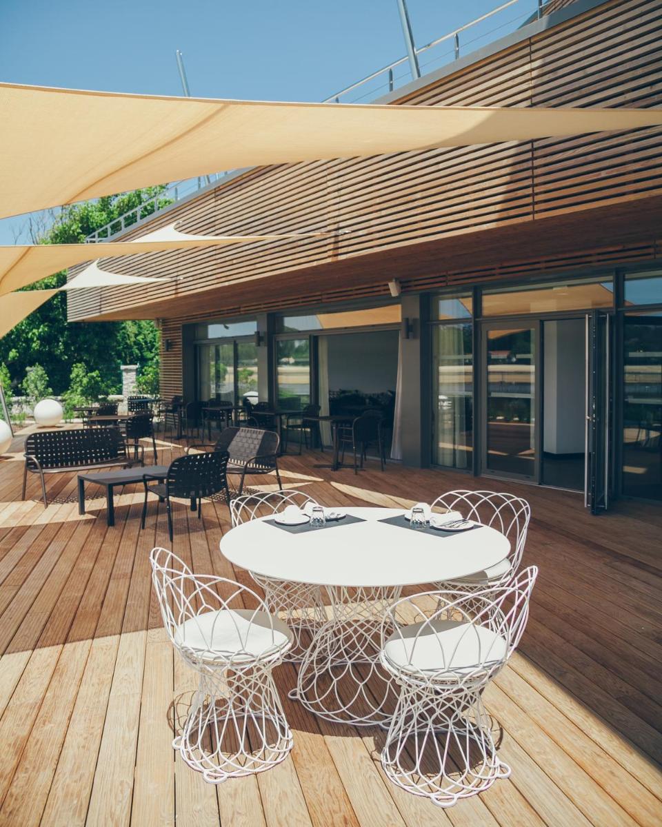 Photo de la galerie de l'établissement Hôtel & Spa Villa Seren, à Hossegor