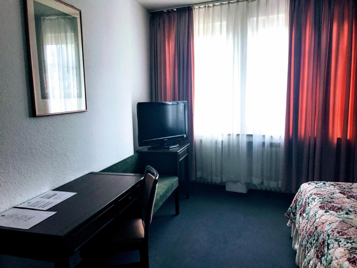 Hotel Kölner Hof - Housity