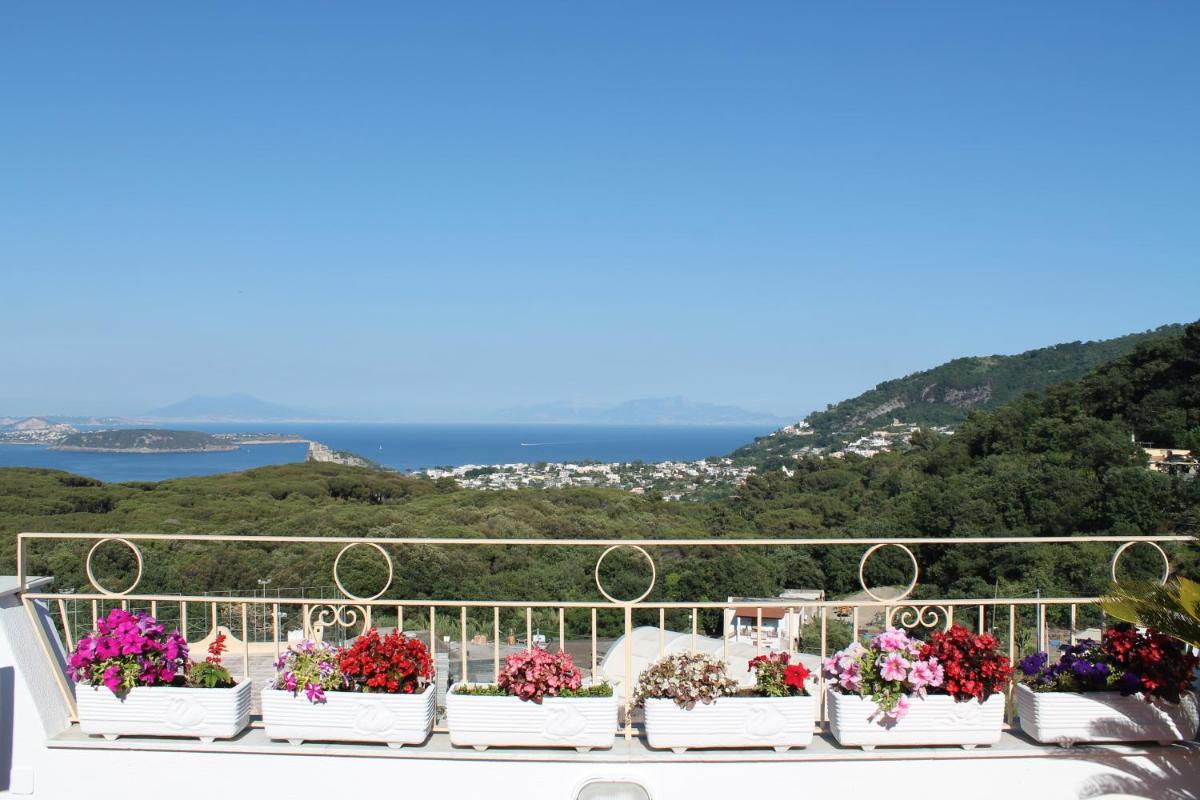 Villa La Favola - Housity