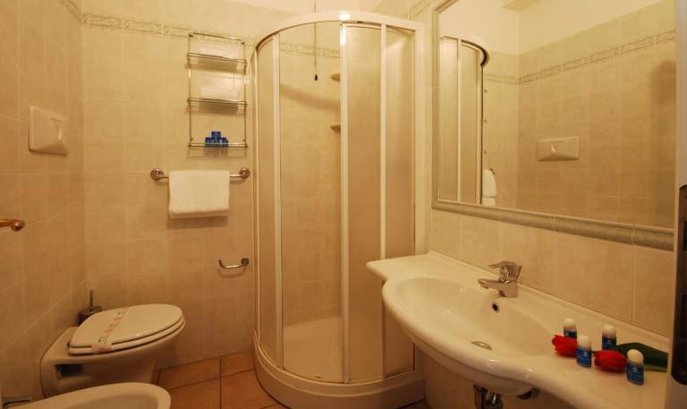 Hotel Sporting - Housity
