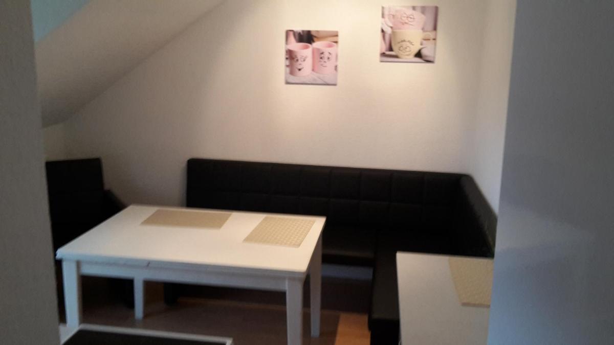 Pension Harleshausen - Housity