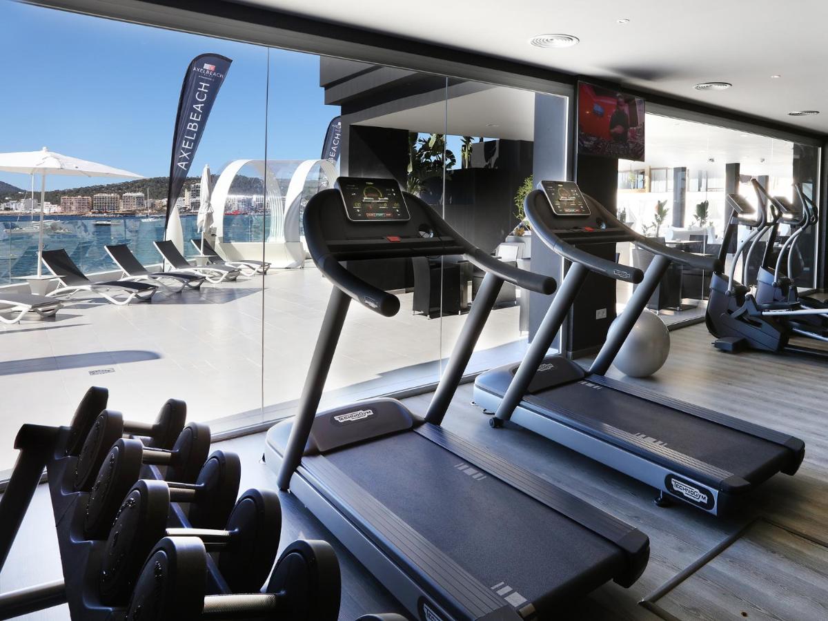 Gimnasio o instalaciones de fitness de Axel Beach Ibiza - Adults Only