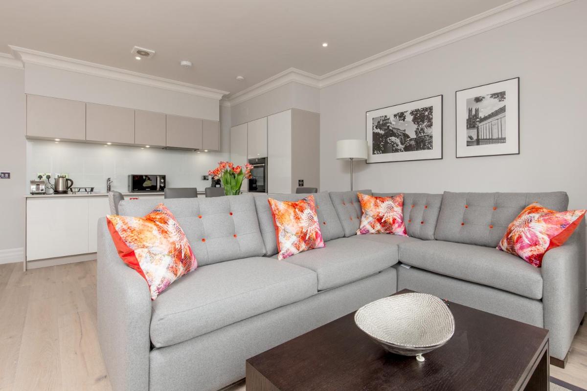Destiny Scotland - Chisholm Hunter Suites - Housity
