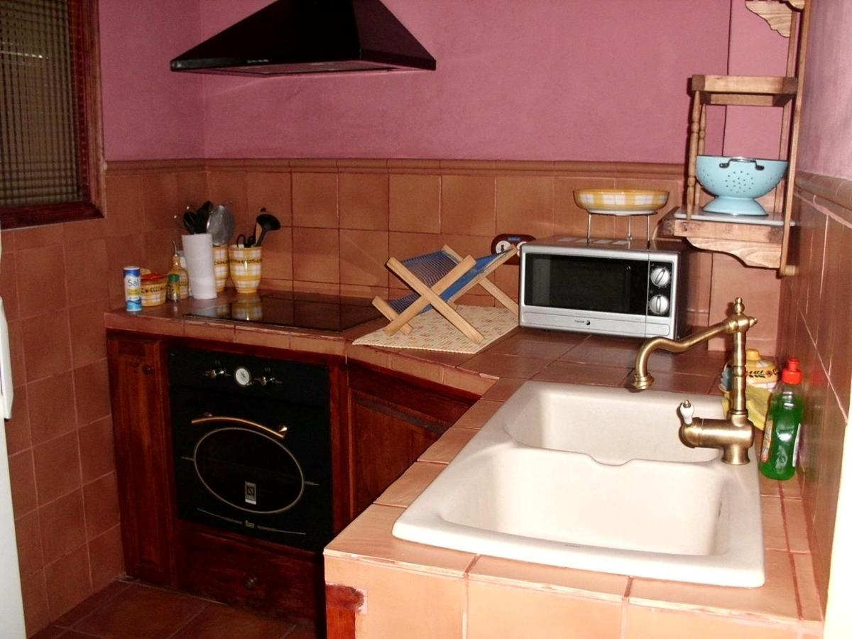Tia Rulla 1 - Housity