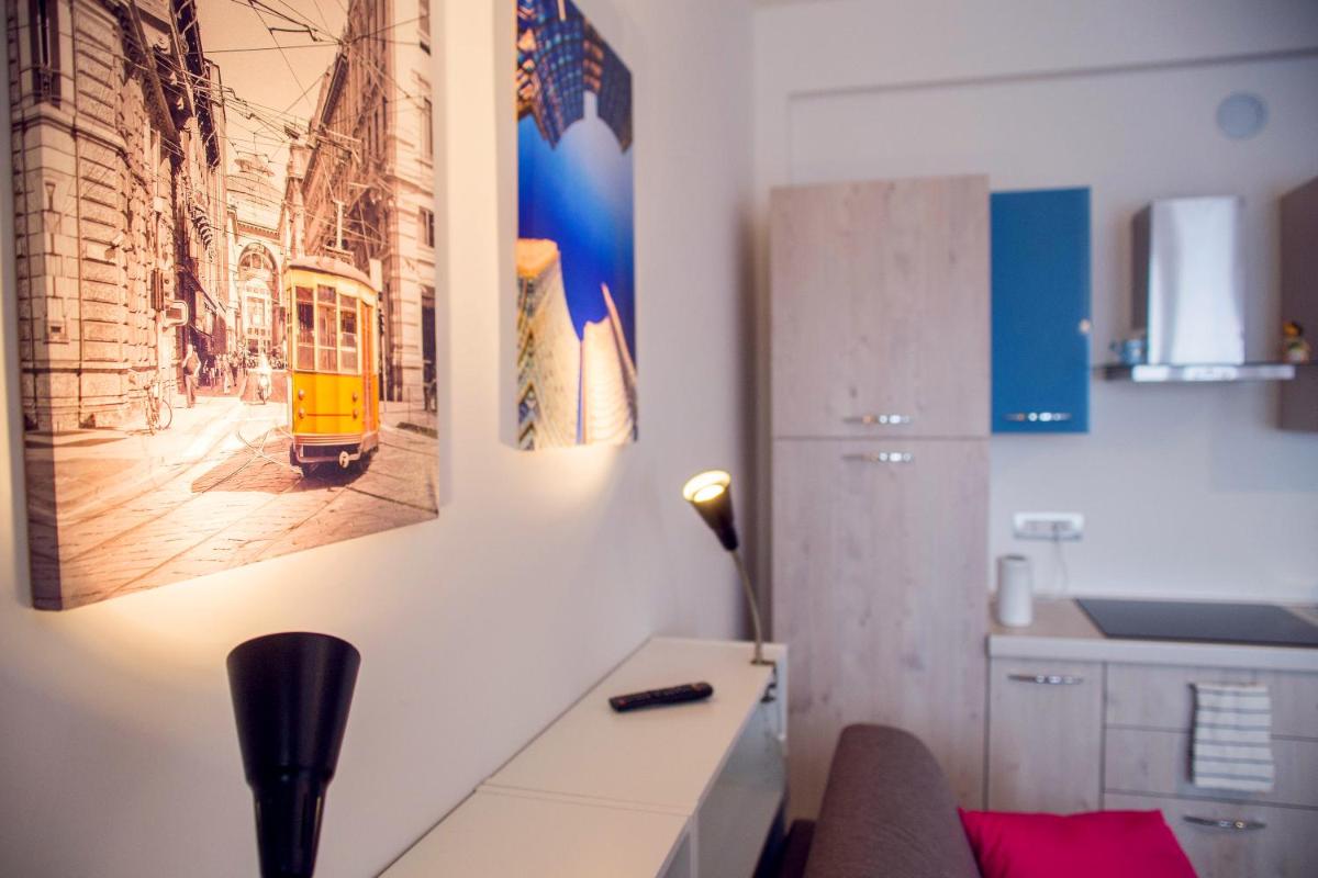 Loreto - Colorful Studio - Hizvo