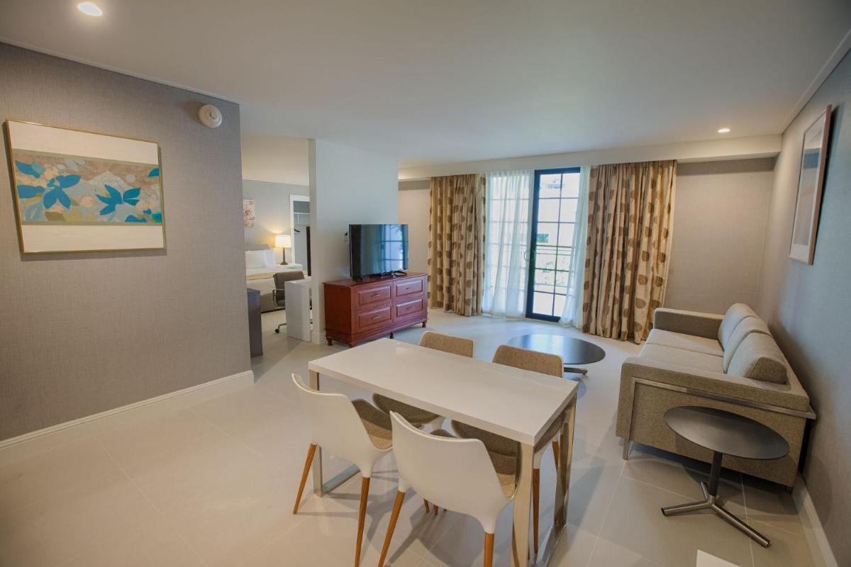 Suitetrails - Polynesian Residences Waikiki Beach