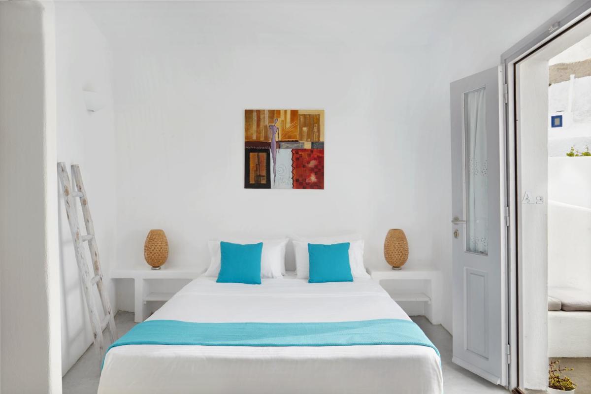 Naftilos Houses - Housity