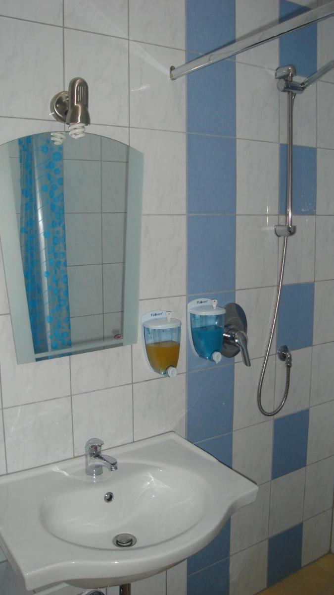 Guest House - Batak - Hizvo