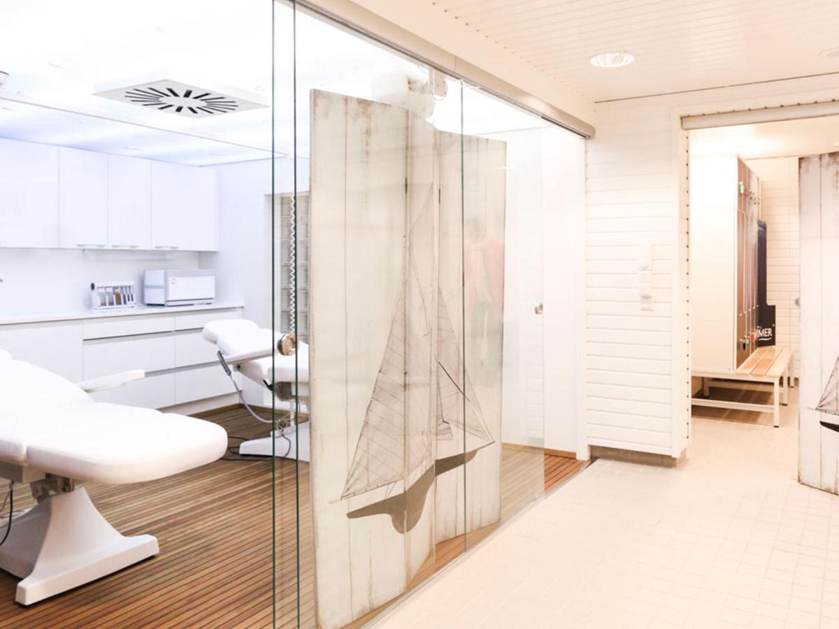 Hotel Haaga Central Park - Housity
