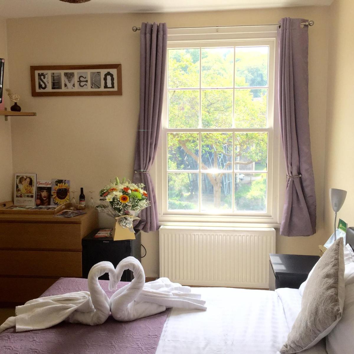 Bridge View Guest House - Housity